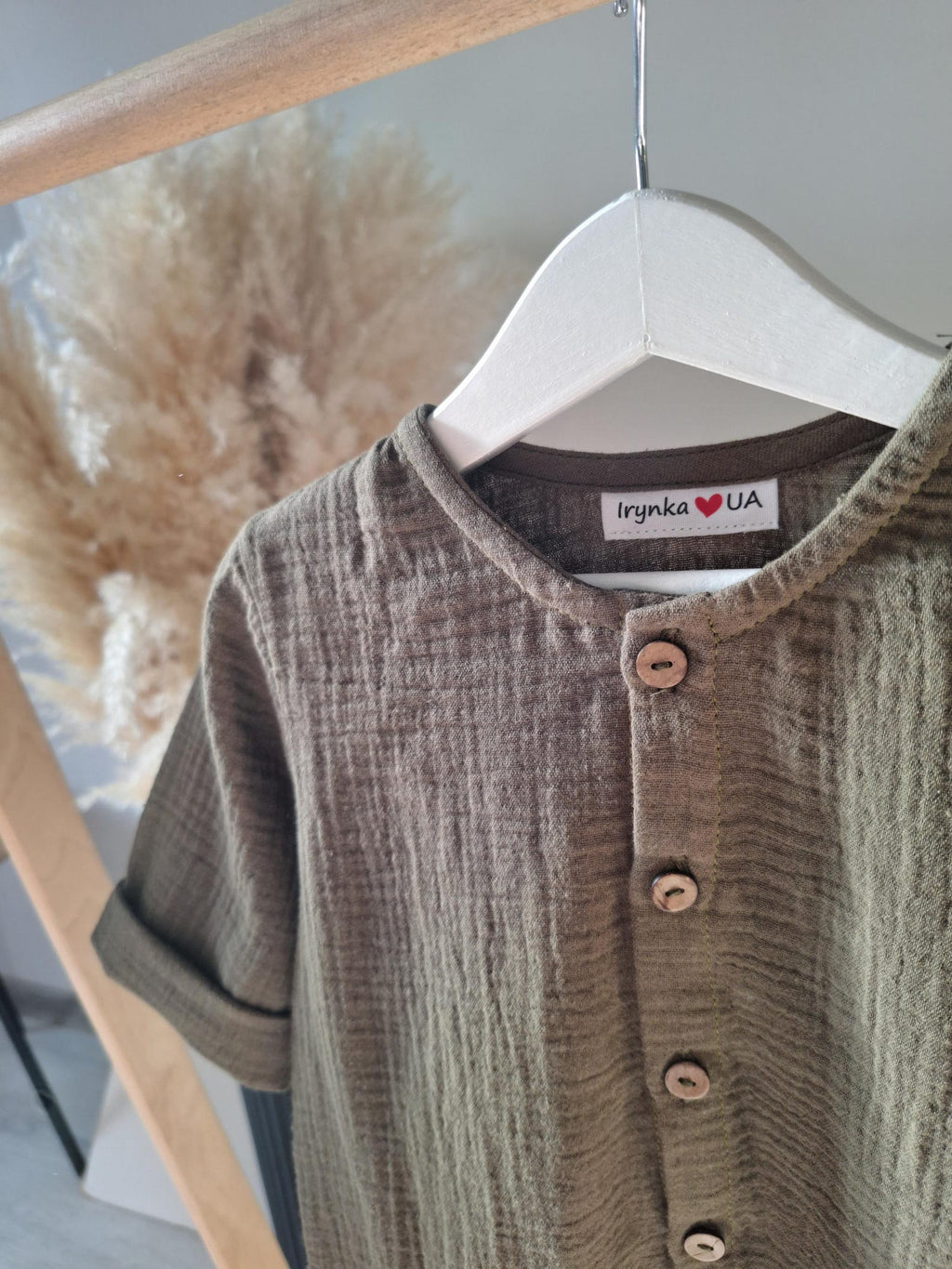 Wovara® Handgefertigter Baby-Jumpsuit aus Bio-Musselin – Minimalistischer Strampler