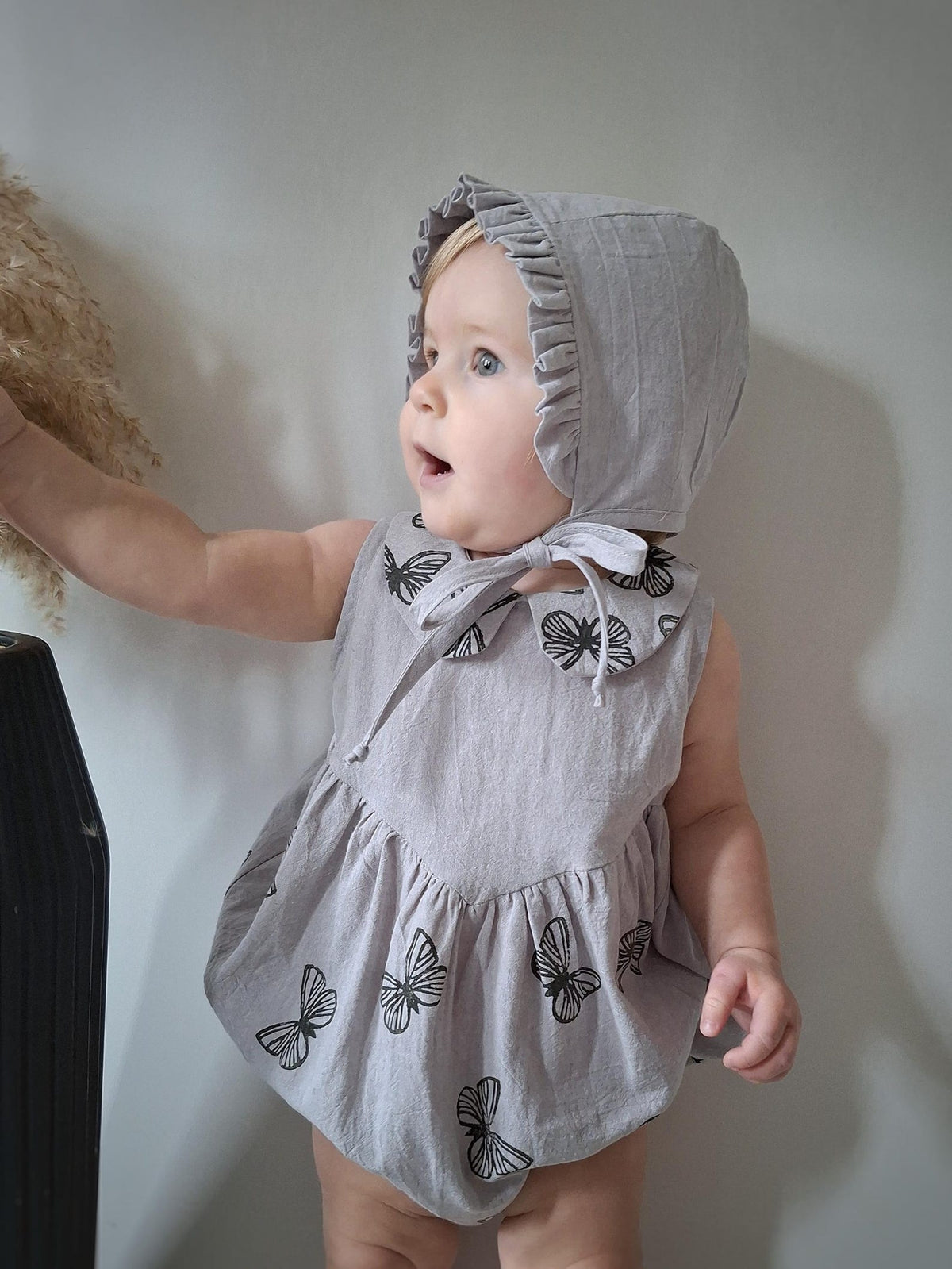 Wovara® Handgefertigter Baby-Strampler aus gewaschener Baumwolle mit Blockprint