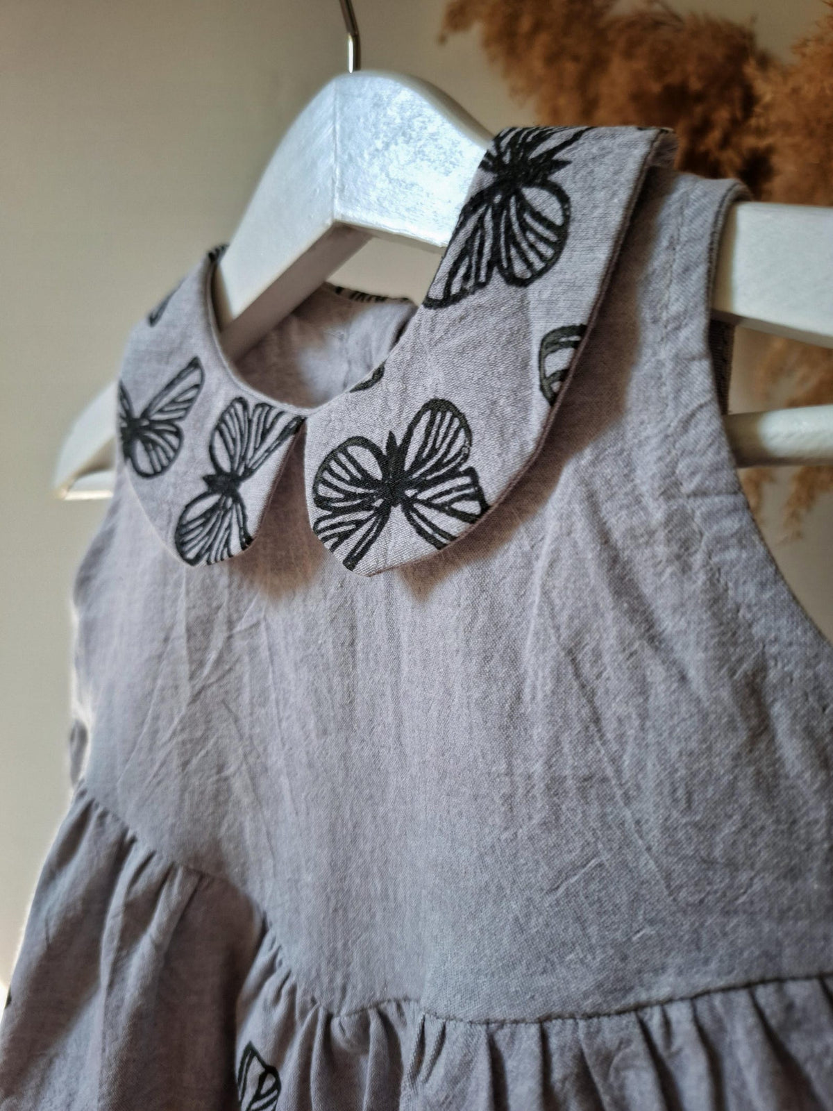 Wovara® Handgefertigter Baby-Strampler aus gewaschener Baumwolle mit Blockprint
