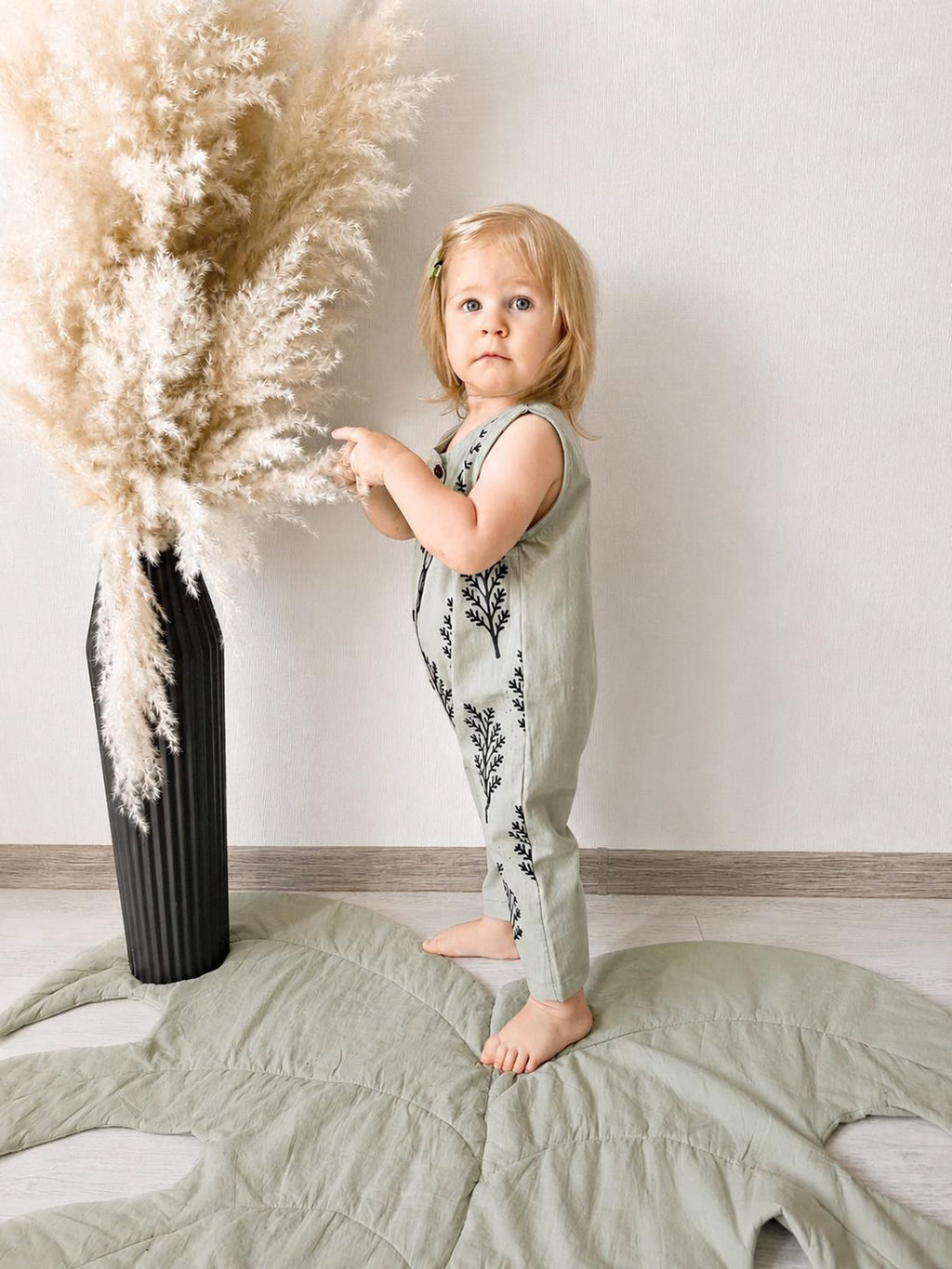 Wovara® Ärmelloser Handgefertigter Baby-Strampler aus gewaschener Baumwolle mit Blockprint